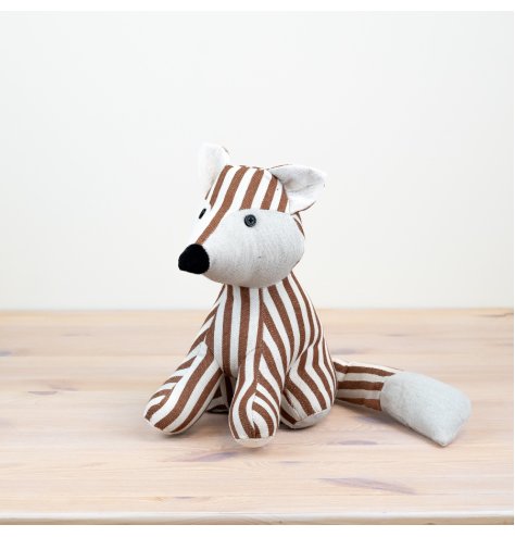 Add a pop of colour to your decor with our charming red and neutral-toned rustic doorstop. Beautifully crafted and func