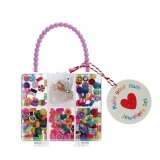 Make your own jewellery with this adorable handbag shaped beads set.