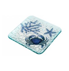 Transform your table with our stylish 20.5cm Crab Glass Plate, perfect for adding coastal elegance.