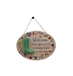 Adorable round garden plaque doubles as a charming welcome sign for your outdoor space.