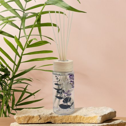 Efficient diffuser for creating a positive ambiance