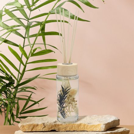 Expand your wardrobe with our versatile shirt - perfect for any occasion!