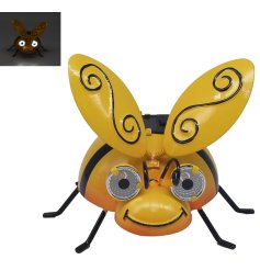 Bring your flower beds to life with this charming bee decoration. Add some fun to your flowers!