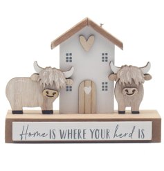 Add rustic elegance to your home with our Highland Cow Plaque - a charming touch of Scottish charm. 