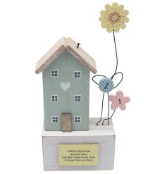 Welcome friends to your home with charm, courtesy of our Friends House Plaque featuring a lovely flower.