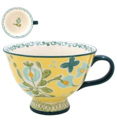 add some charm to ypoir morning tea with this cute tea mug