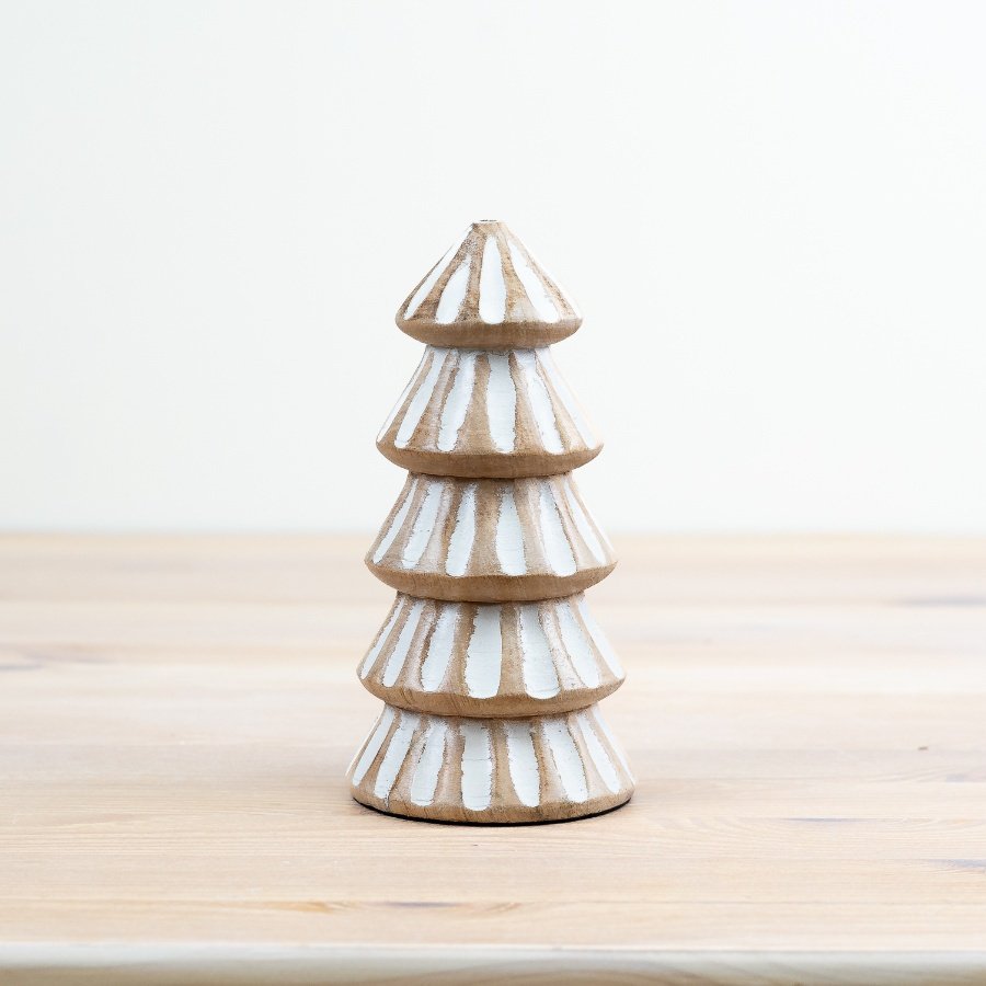 Add texture and colour to your seasonal collection with this hand crafted tree. 