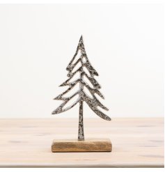 Enhance your room with elegance - Our exquisite "Tree on Base" decoration is the perfect addition. 