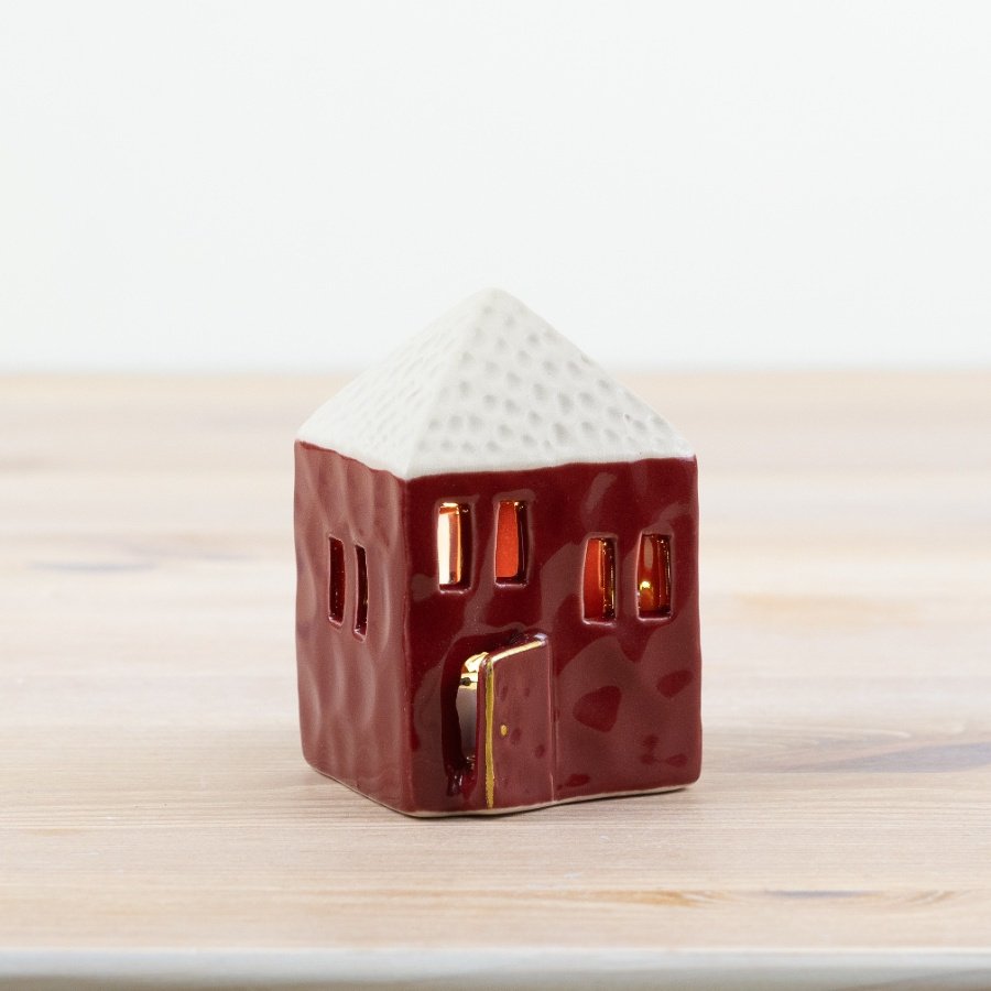 8.8cm Red LED House