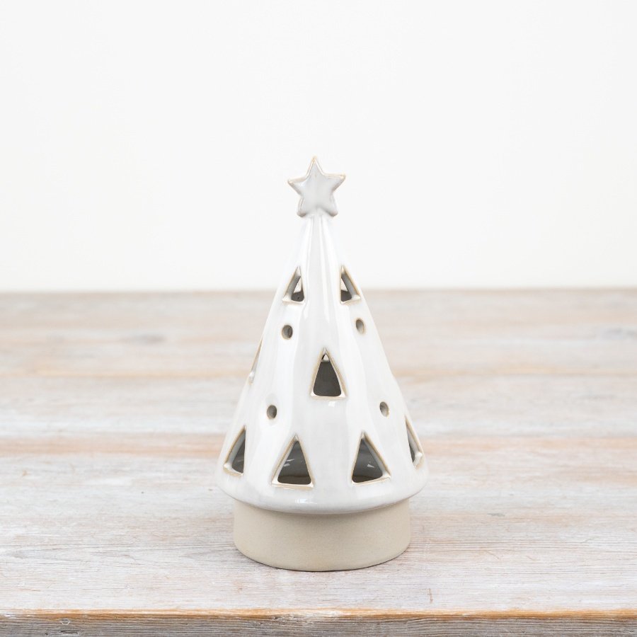 Introducing our charming LED Christmas tree, finished with a beautiful white glaze for a natural touch.