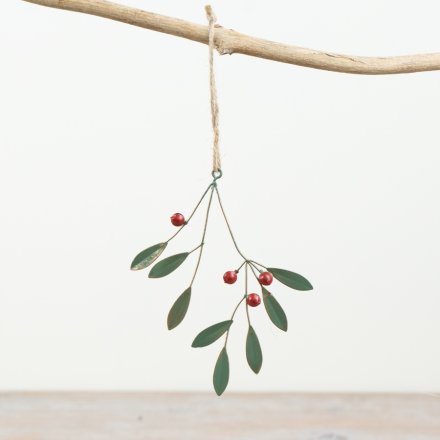 Metal Red Berry Hanger, 15cm