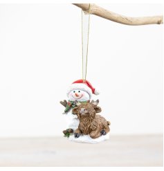 Bring a touch of rustic charm to the home this holiday season with our delightful hanging snowman and highland cow decor