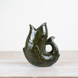 a stunning flower vase 
