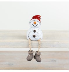 Add character and charm to your seasonal displays with this rustic hand finished snowman. 