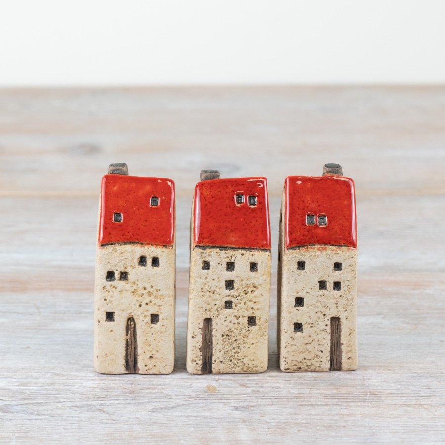 3/a Rustic Red House Ornaments