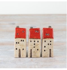 Rustic Red House Ornament 3/a