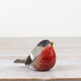 Add some classic British charm to your festive decor with our Traditional Robin Deco 