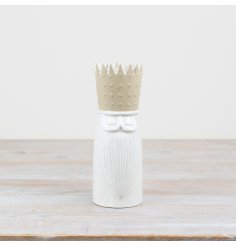 Add a regal touch to your home with the exquisite King Vase, standing 