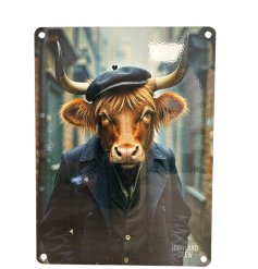 Stylish Peaky Blinders inspired metal sign featuring a majestic Highland cow design. 