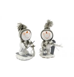 2/A Skating/ski Snowman Figurine, 11cm 
