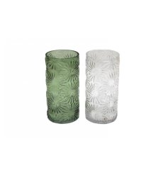 Add a touch of British charm and sophistication to your home decor with our elegant Daisy Embossed Vase! 