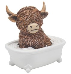 Playful trip to the countryside with our Highland Cow Bath Ornament- soaking up all its charm and beauty.