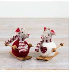add a touch whimsy with these adorable mice decoration. 