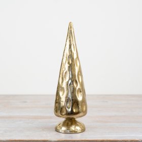 Introduce a touch of rustic charm to your home with this elegant gold tree decoration