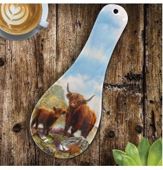 Add some rustic charm to your kitchen with our Highland Cow Spoon Rest. 