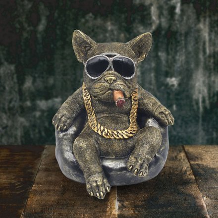 add some quirky charm with this frenchie deco 