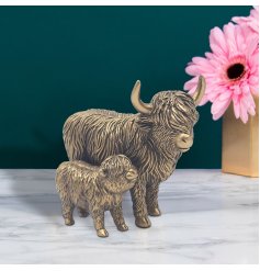 Bringing Scotland's beloved highland cows to life with our stunning Bronze Highland Cow & Calf figurine. 