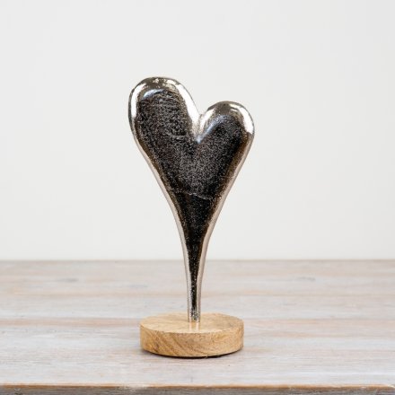 Wooden Base Heart Ornamnet 27cm