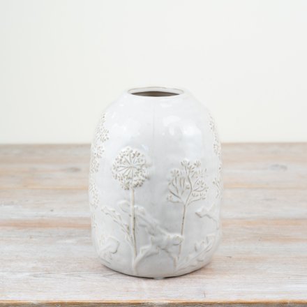a stylish embossed flower design 