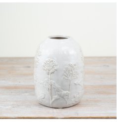 a stylish embossed flower design 