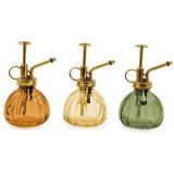 Upgrade your indoor gardening routine with our elegant 15cm Ribbed Glass Plant Mister. 