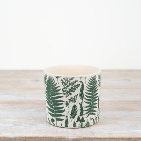 a small stylish leaf design planter 