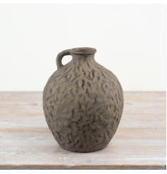 Enhance your interior with our striking ceramic plant container