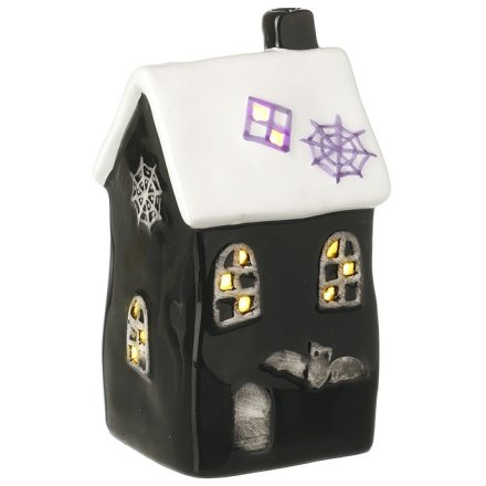 Light Up Halloween House in Black, 12cm