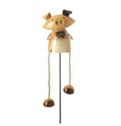 Add a charming touch to your garden with this metal pig garden stake. A fun and decorative addition to any outdoor sett