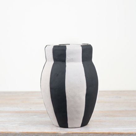 A stunning striped flower vase 