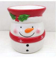 cute traditional snow man oil burner 