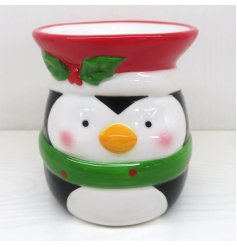 Meet our newest addition: the Penguin Oil Burner - a charming and functional piece that adds cozy vibes 