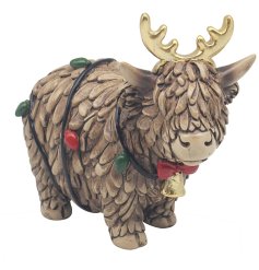 stunning resin highland cow ornamnet 