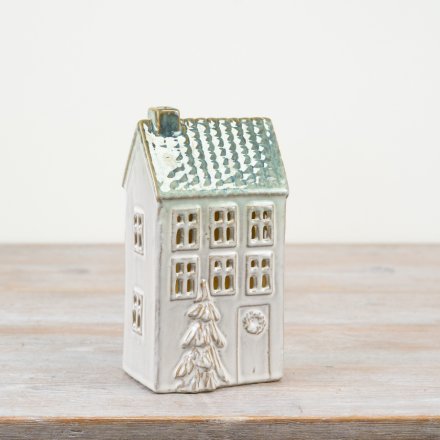 19.8cm Green LED House Deco