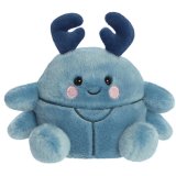 Suitable from birth, the Palm Pals Agatha Beetle Soft Toy is the powerhouse of the Palm Pals crew!