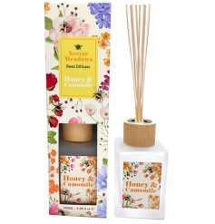 Transform your space with Nectar Meadows Honey & Chamomile Reed Diffuser - a natural blend of warmth and tranquility.