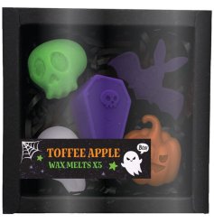 Get ready to spook up your home with our limited edition Spooky Set of 5 Shaped Wax Melts! Infused with haunting