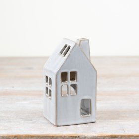  perfect for any roomElevate the ambiance of your abode with our sophisticated Candle House, a cozy addition to any sp