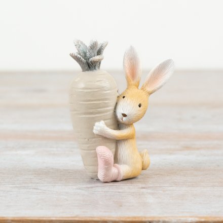 Rabbit Holding Carrot Deco, 7cm 