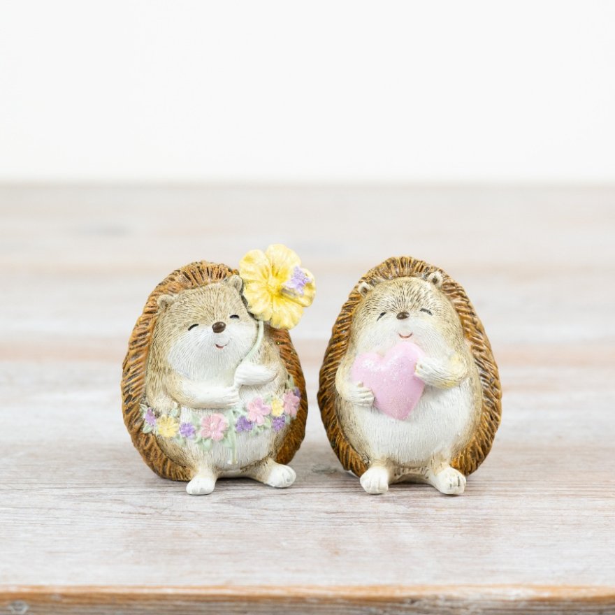 2/A Hedgehog Deco with Heart,  7cm 